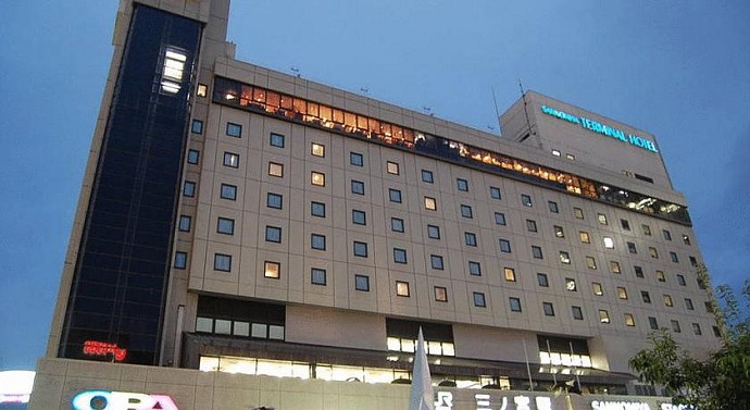 Sannomiya Terminal Hotel（三宮車站酒店）